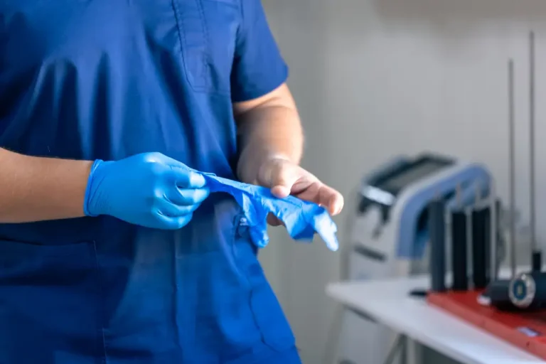 Matériel médical professionnel : tout pour l’examen, les soins et l’hygiène